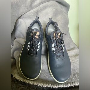 Ecco Woman’s Leather Blue Lace-Up Golf Sneakers Waterproof Lightweight US 7-7.5